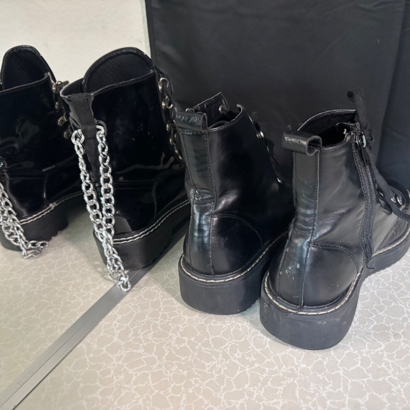 Size 7 2 Pack Low Cut Boot Bundle Priced To Sell - Picture 9 of 11